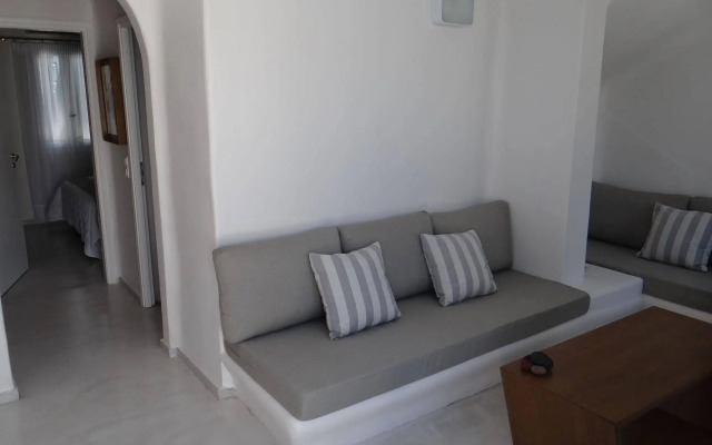 Amaze Suites