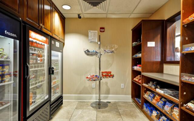 Hampton Inn & Suites Charleston/West Ashley