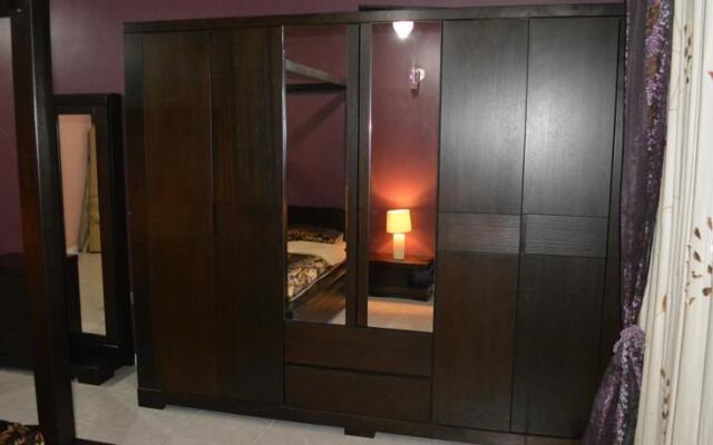 Master Bedroom Al Nokhtha Street