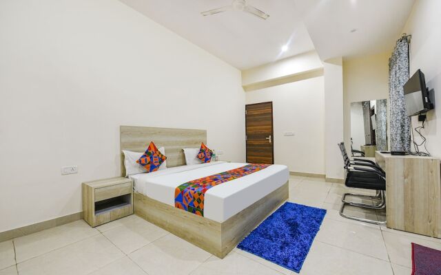 FabExpress Sunrise Sector 51