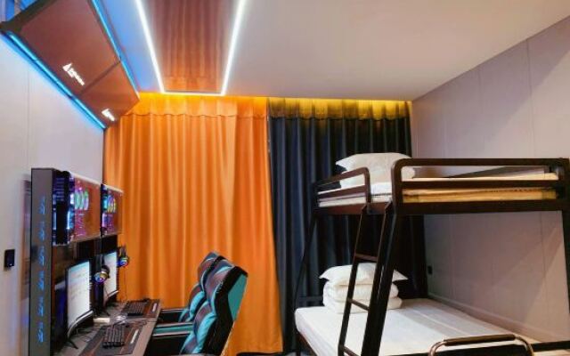 X E-sports Hotel (Xiaxian Branch)