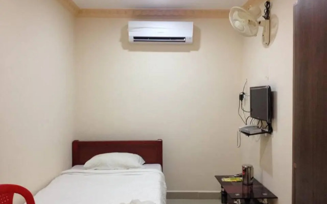 M J Guest House