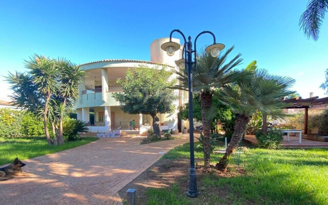 Awesome Home in Siracusa With Wifi and 1 Bedrooms