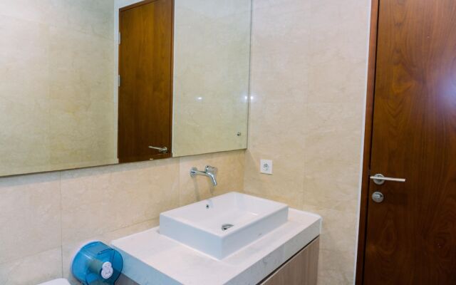 Spacious 3BR Apartment At 8th Floor Veranda Residence Puri