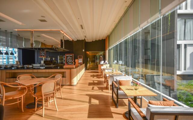 dusitD2 residences hua hin by Patcha B614