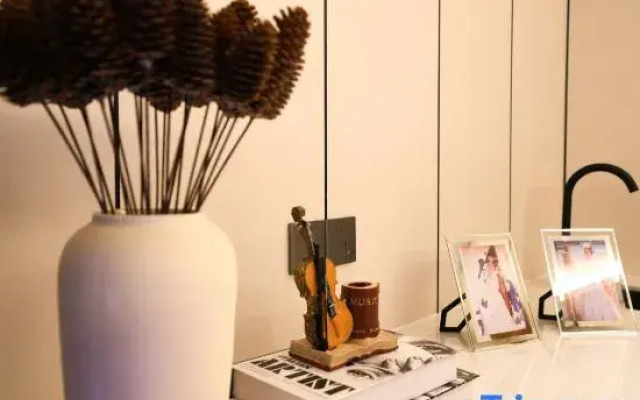 Yunfan Smart Cinema B&B