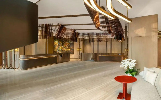 Hilton Saigon