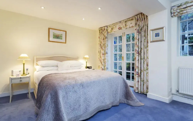 Veeve - Sloane Square Comfort