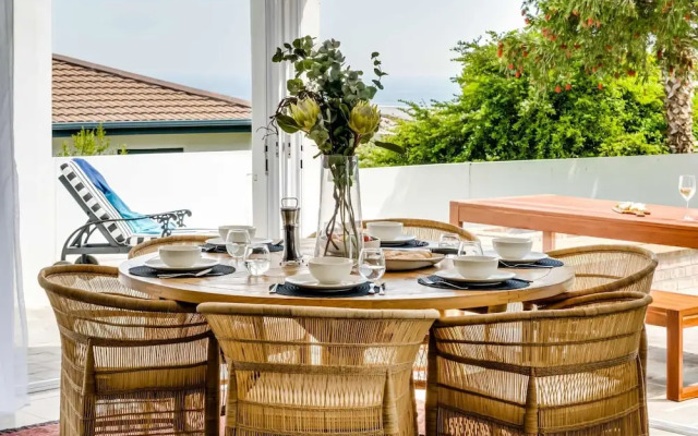 Camps Bay Family Holiday Home Sunset Sanctuary