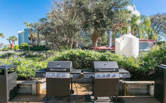 St. Augustine's Oceanfront Oasis: Hibiscus F102