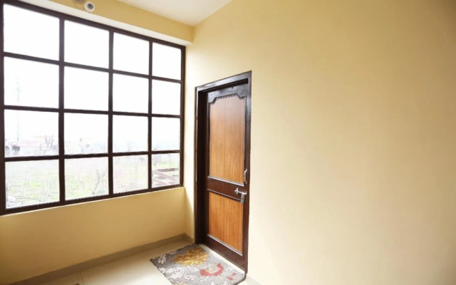 Acorn Rooms By OYO Rooms