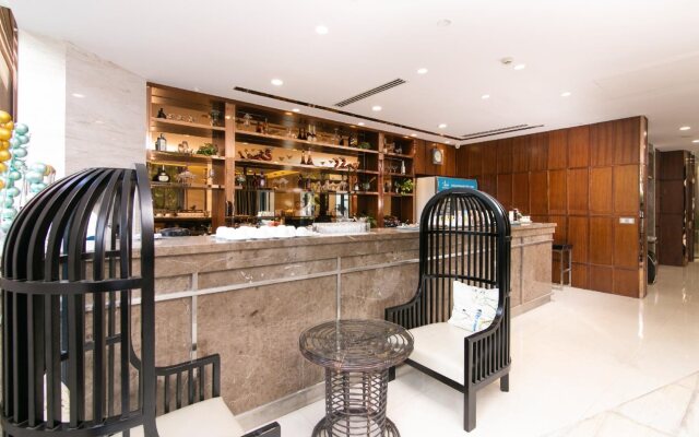 Brilliant Majestic Hotel