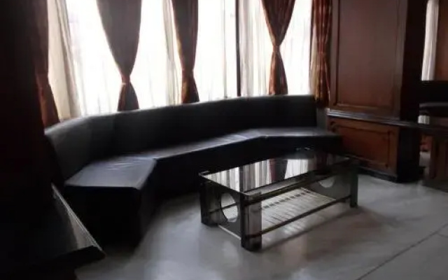 Samrat Residency by FabHotel