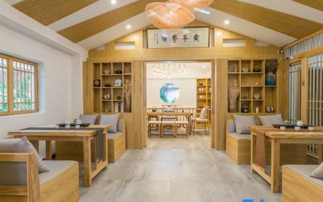 Lijiang Wuhua Review Free Designer.dream.youyin aesthetics.pool.meisu (Lijiang Ancient City Center)