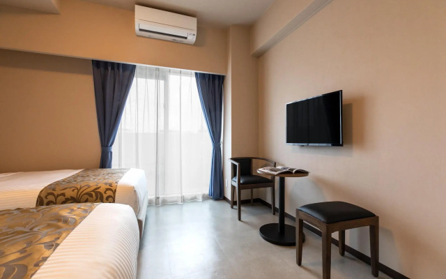 Mr.KINJO in GRAND BLUE CHATAN