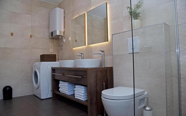 Besker Apartment
