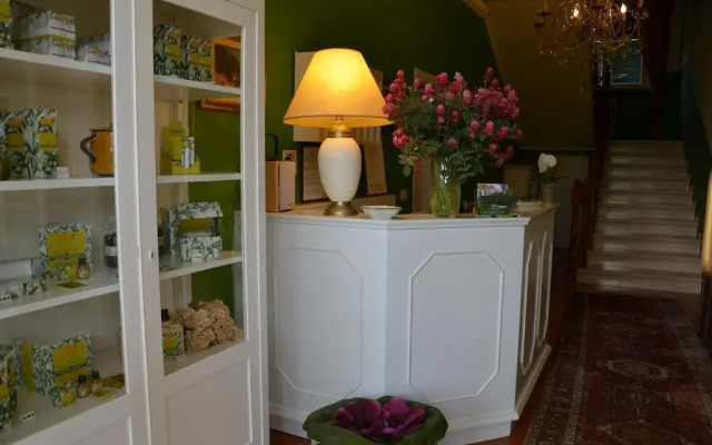 Villa Terme Di Caldana B&B
