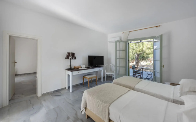 Parosland Hotel
