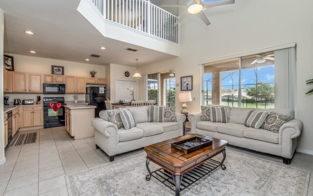 2615 Emerald Island