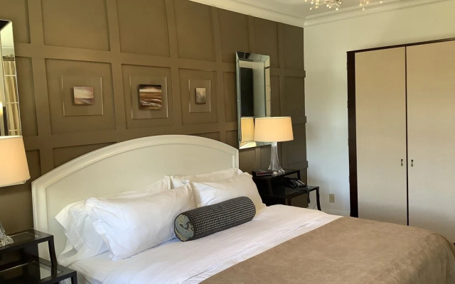 Manoir Chamberland (Adults Only, No Pets)