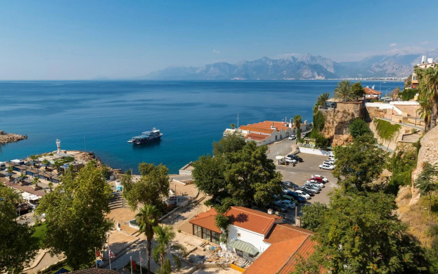 Adalya Port Hotel