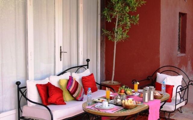 Palm Auberge