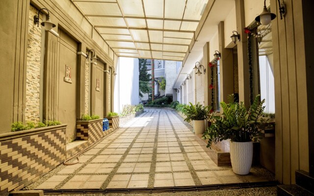 Ha Trinh Hotel
