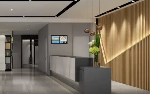Homeinn Selected Hotel (Xi'an Northwest University of Political Science and Law Mingdemen Zhuque Avenue)
