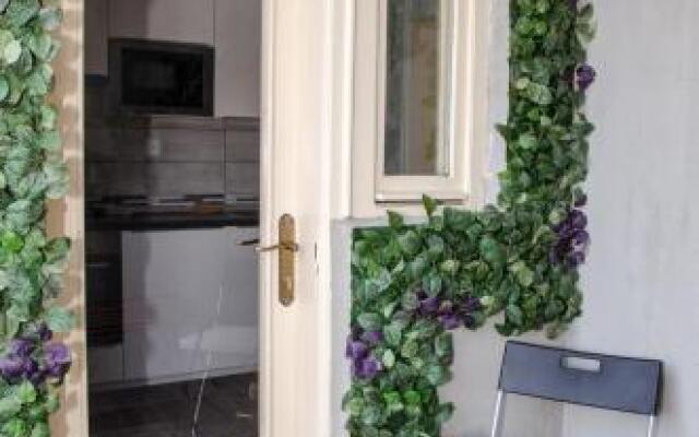 Four Rooms Apartment Central