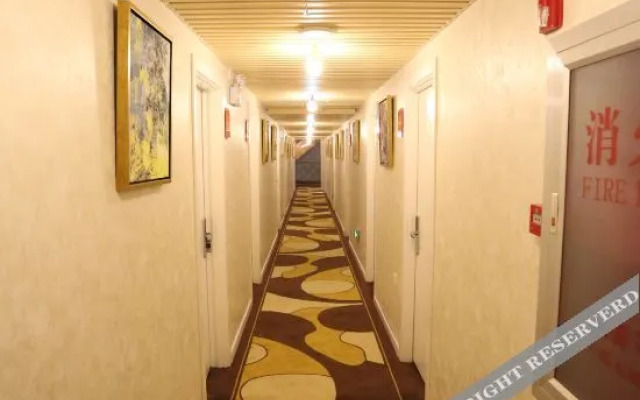 V International Apartment Hotel (Currently unavailable)