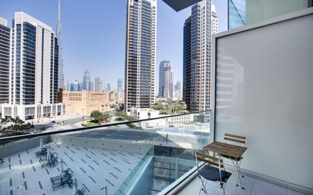 Studio apartment with Burj Khalifa view