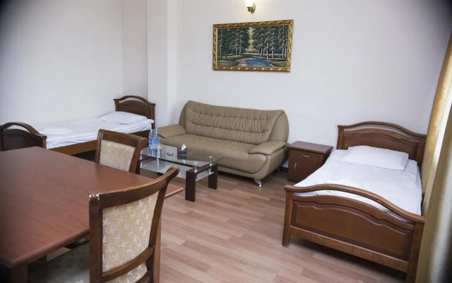 Отель Capital Hotel