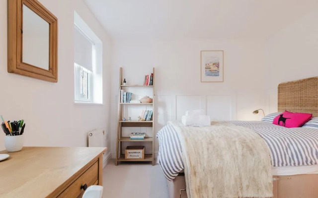 Stylish Retreat with Garden in Tetbury