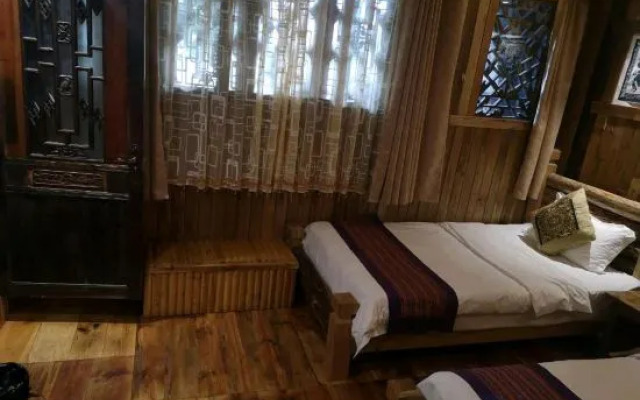 Tuwang Palace Waterfall Inn