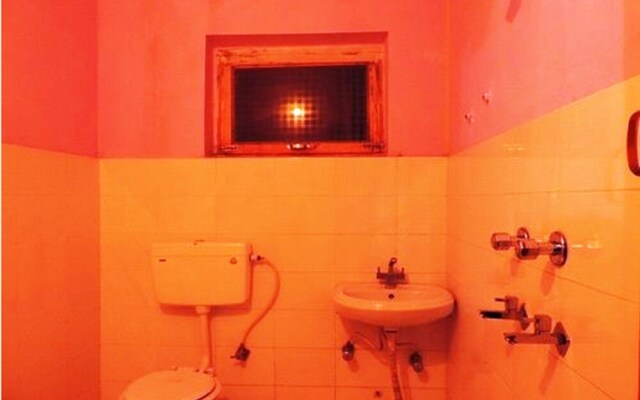 A O Guest House & Home Stay