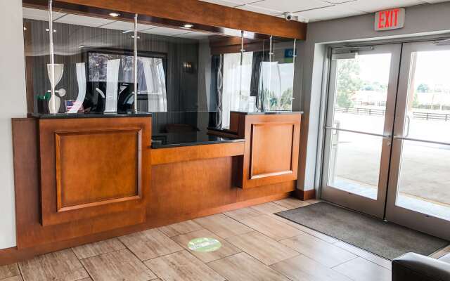 SureStay Hotel by Best Western Bowling Green North