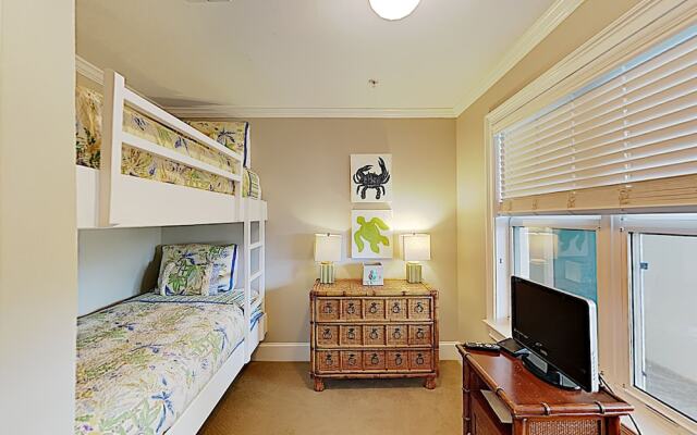 Crystal Dunes by Southern Vacation Rentals