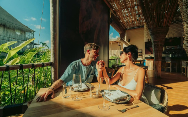 Hotel Shibari Tulum - Restaurant & Cenote Club