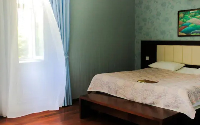 Vilesh Palace Hotel