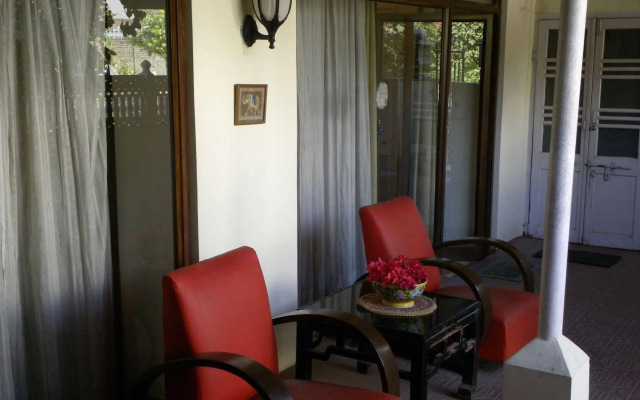 Sugan Niwas Palace