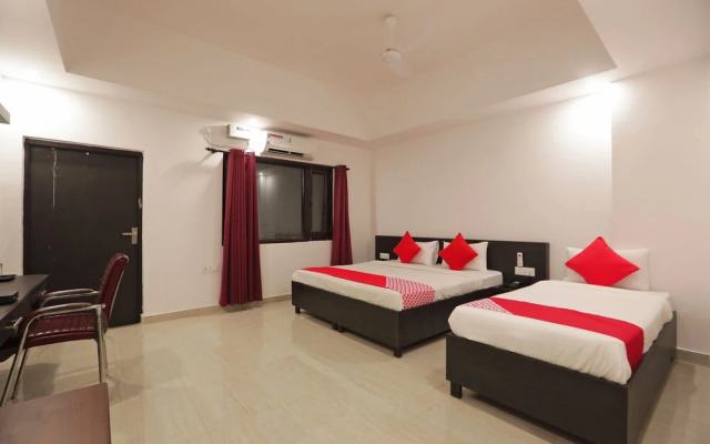 OYO 43440 Hotel Belmorrise