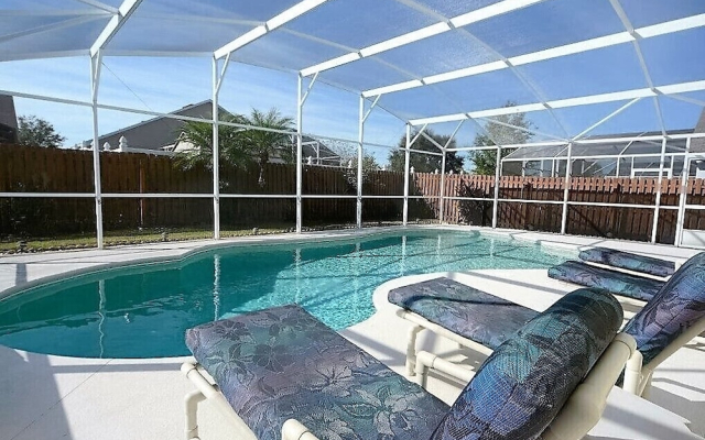 663 4-bedroom Pool Home, Eagle Pointe Kissimmee