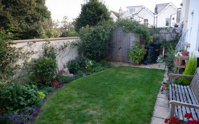2 Bedroom Flat Close To Bristol City Centre