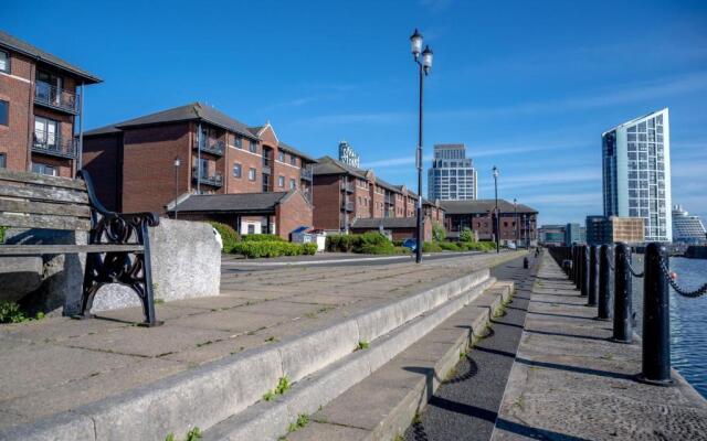 Waterloo Quay Apartment Private Parking