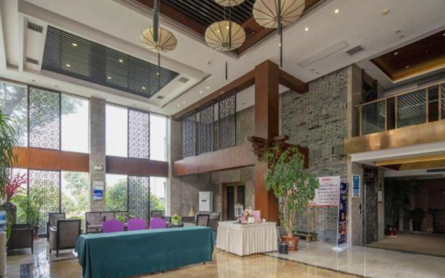 Xiangyang Rongting Guest House