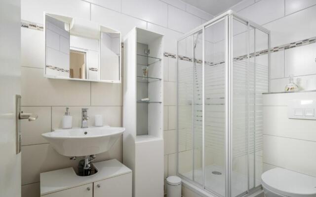 Id 6897 - Private Apartment