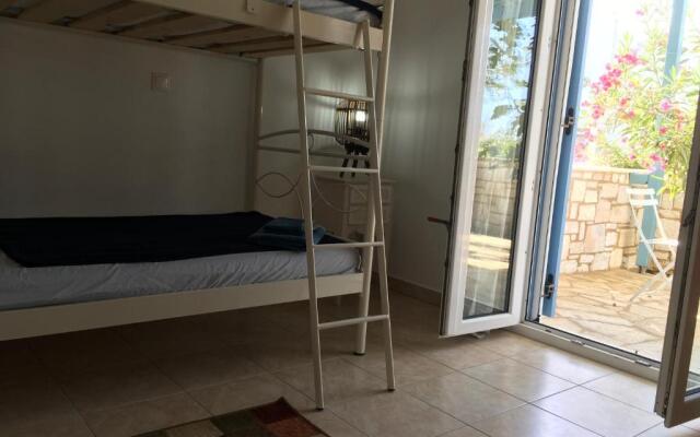 Comfy House in Paros