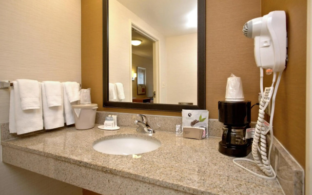 Fairfield Inn & Suites by Marriott Edison-South Plainfield