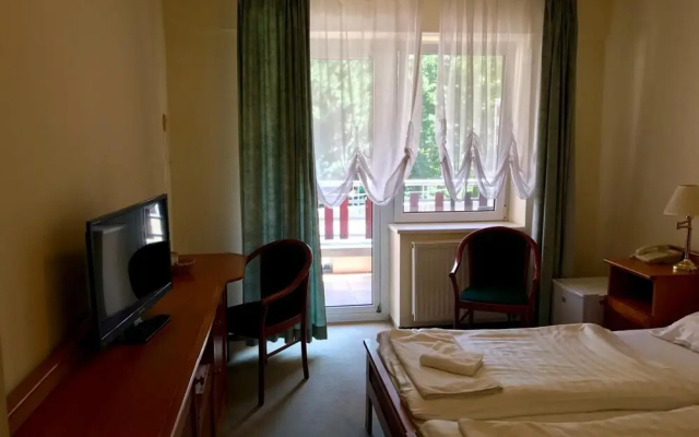 Well Hotel