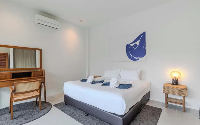 3BR Pool Villa Bathtub Near Beach V243